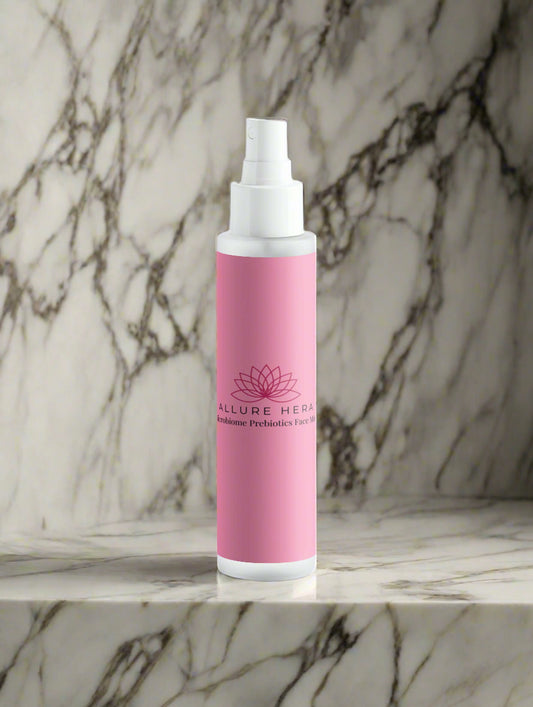 Spray facial hidratant cu prebiotice și acid hialuronic cu 99% ingrediente naturale, 7% ingrediente organice.