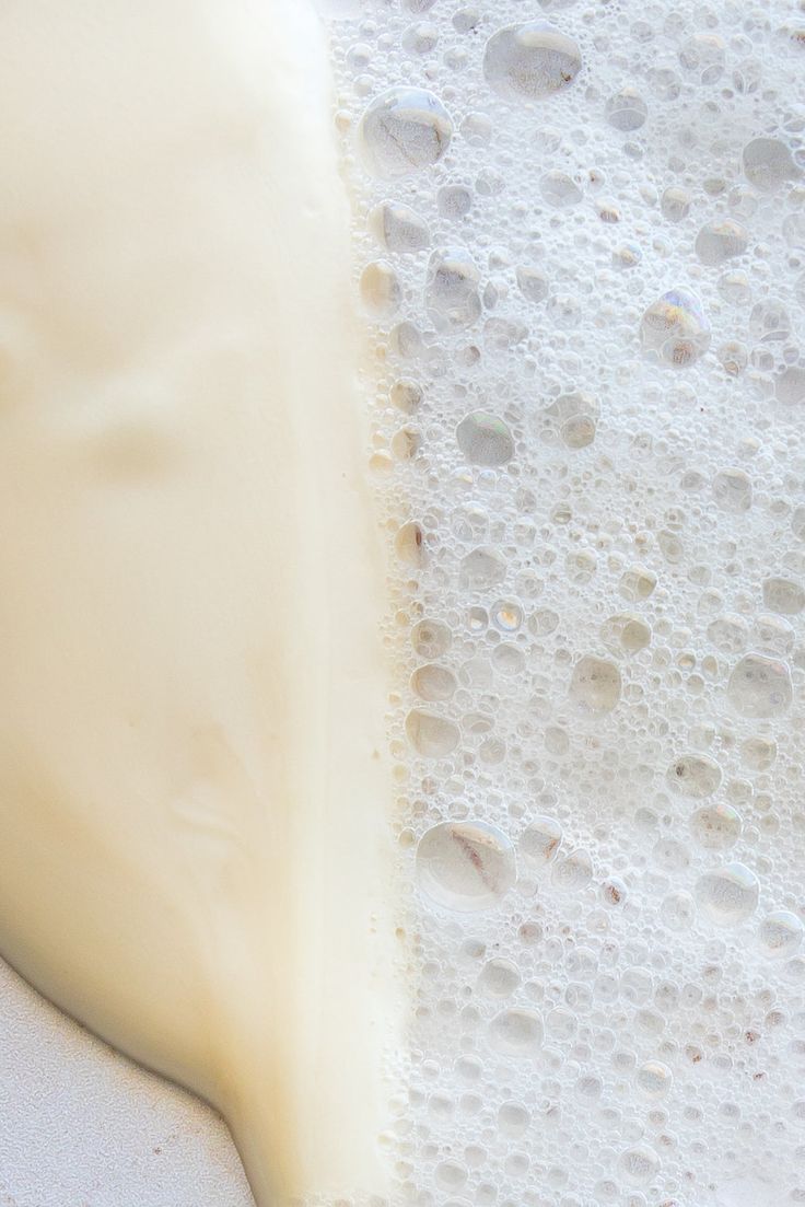 Hydrolyzed Keratin  Strengthening Conditioner, 98% natural origin of total | 7% organic origin of total, 390 ml